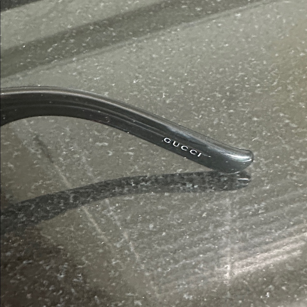 Gucci Gold Frame Shield Sunglasses – Gradient Lens, Oversized Designer Shades - Picture 15 of 16